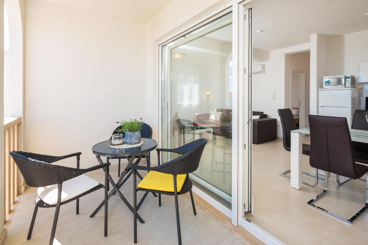 Appartments Villa Daria Marusici  Экстерьер фото