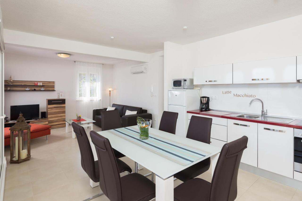 Appartments Villa Daria Marusici  Экстерьер фото