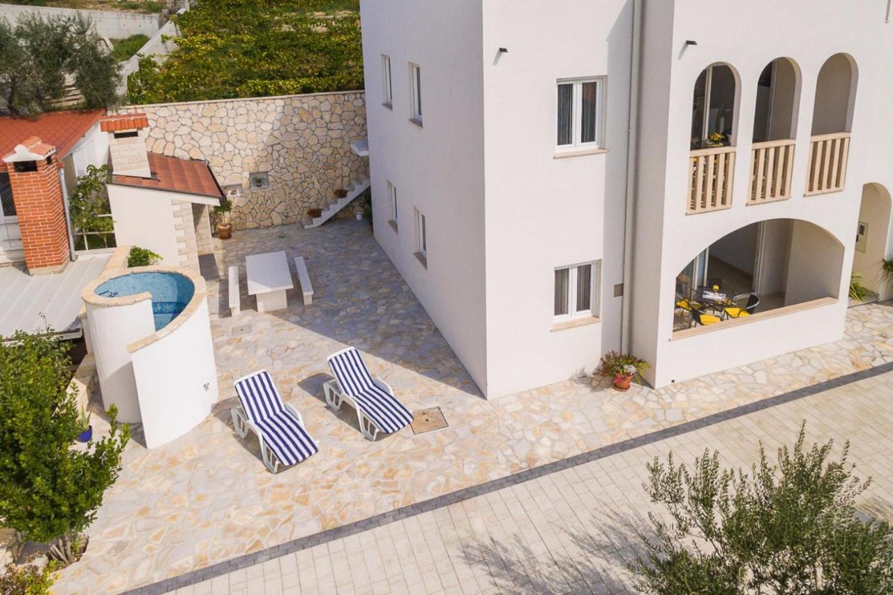 Appartments Villa Daria Marusici  Экстерьер фото